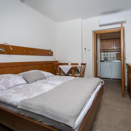 Appartementhaus Franz Samonig Drobollach am Faakersee Bagian luar foto